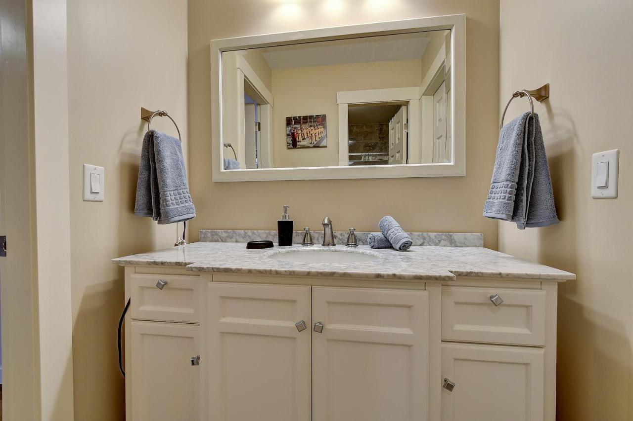 Rodee Homestay West Kelowna Dış mekan fotoğraf